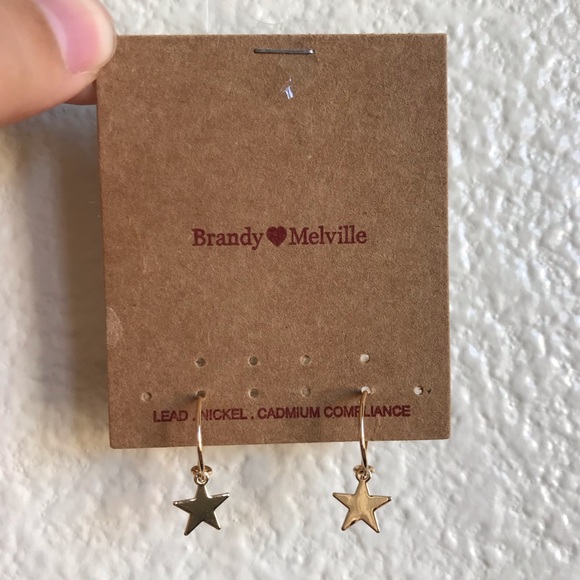 🌟 NEW Brandy Melville Gold Star Charm Earrings - Picture 2 of 2